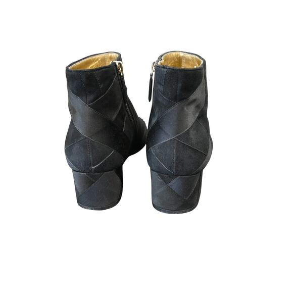 Chanel Patchwork Block Heels Size 39.5 Black Double C Toe Logo - Picture 5 of 10